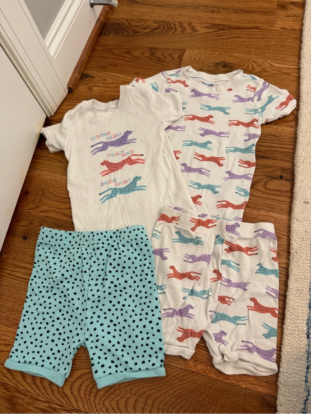 Old Navy 4-Piece Pajama Shorts Set for Toddler Leopard Size 4T